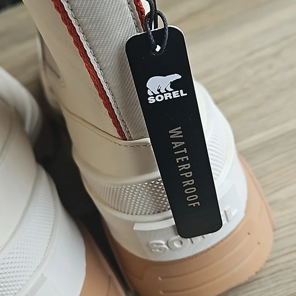 Sorel Cream Leather Brex Chelsea Boots 11 NWT